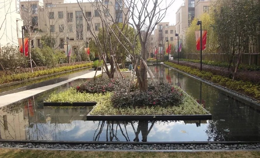 上海仁恒森兰雅苑景观设计部分施工图+实景照片-该项目文件内容为：部分施工图 + 130张实景照片